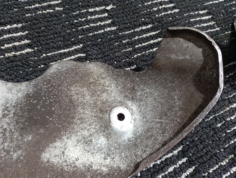 Пыльники тормозных дисков Audi Q5 2013 8R