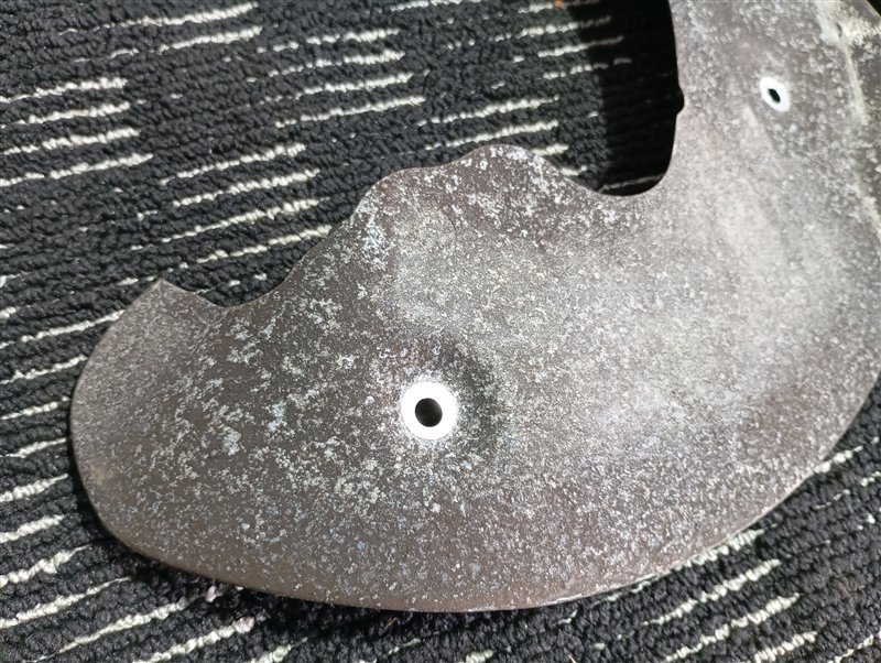 Пыльники тормозных дисков Audi Q5 2013 8R