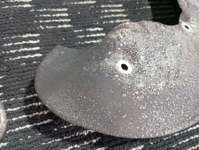 Пыльники тормозных дисков Audi Q5 2012 8R