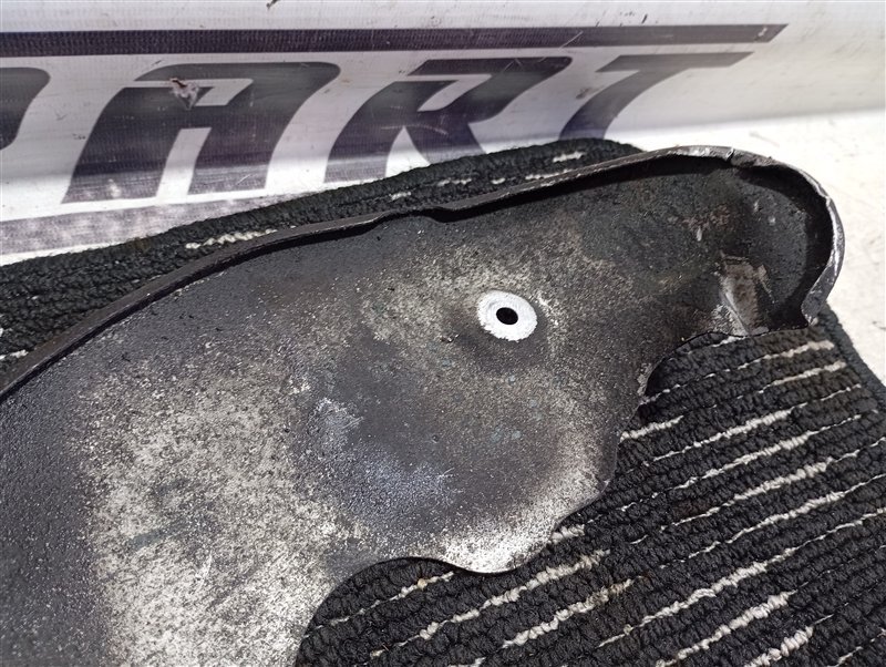 Пыльники тормозных дисков Audi Q5 2012 8R