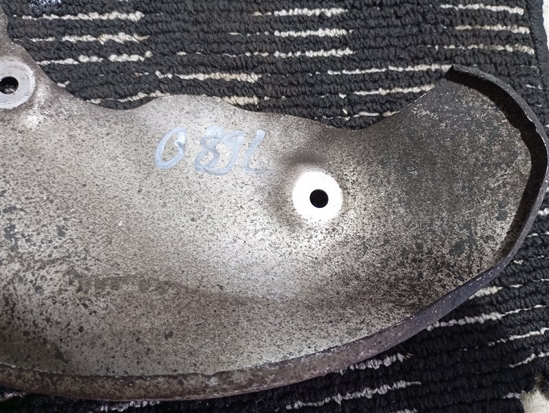 Пыльники тормозных дисков Audi Q5 2012 8R