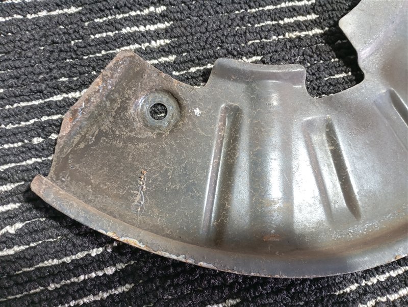 Пыльники тормозных дисков Volkswagen Touareg 2008