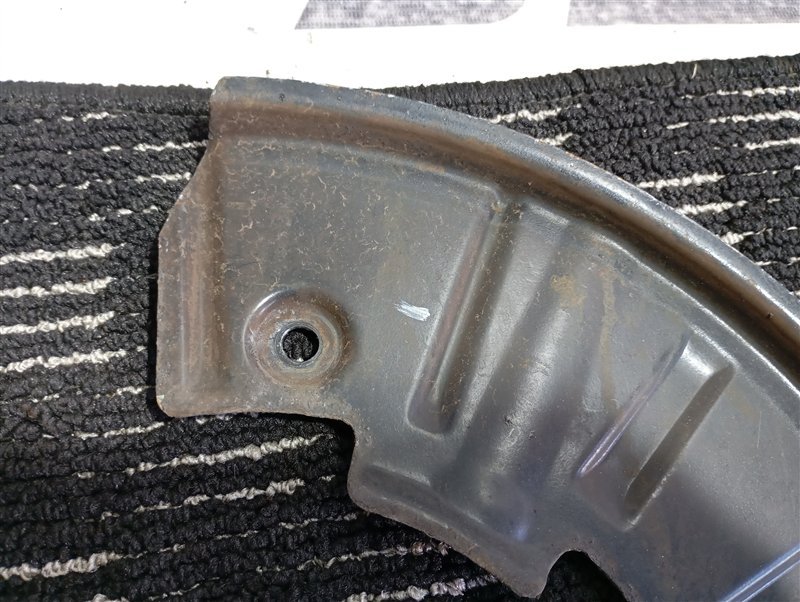 Пыльники тормозных дисков Volkswagen Touareg 2008