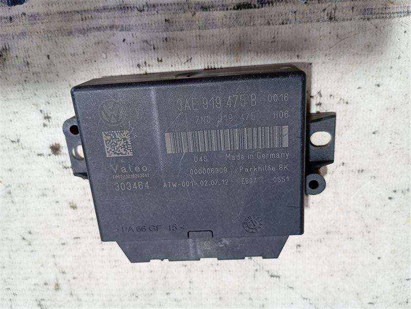 Блок управления парктроником Volkswagen Passat 2011 B7