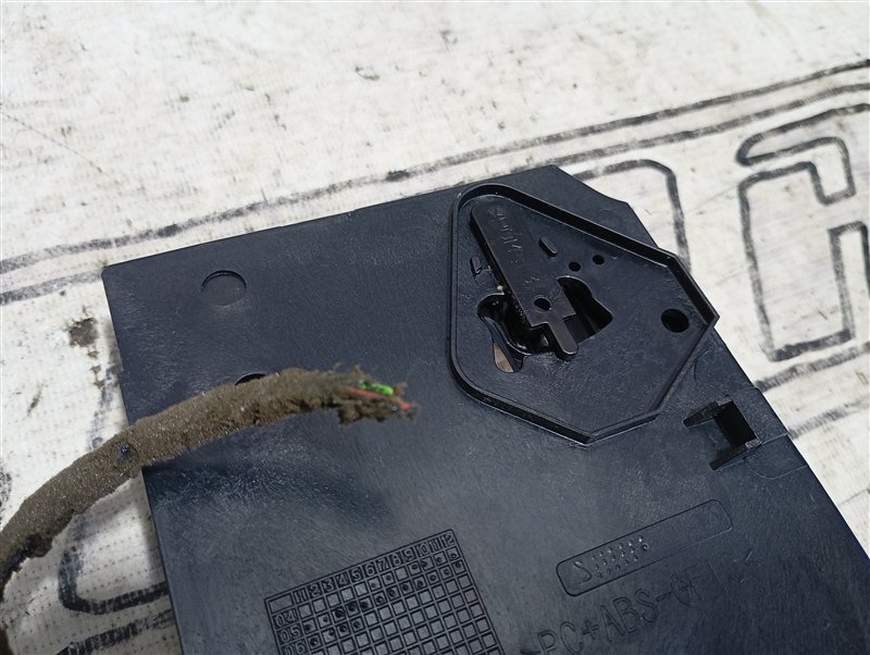 Бардачок центральный Volkswagen Passat 2006 B6