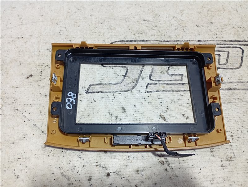 Рамка магнитолы Volkswagen Passat 2006 B6