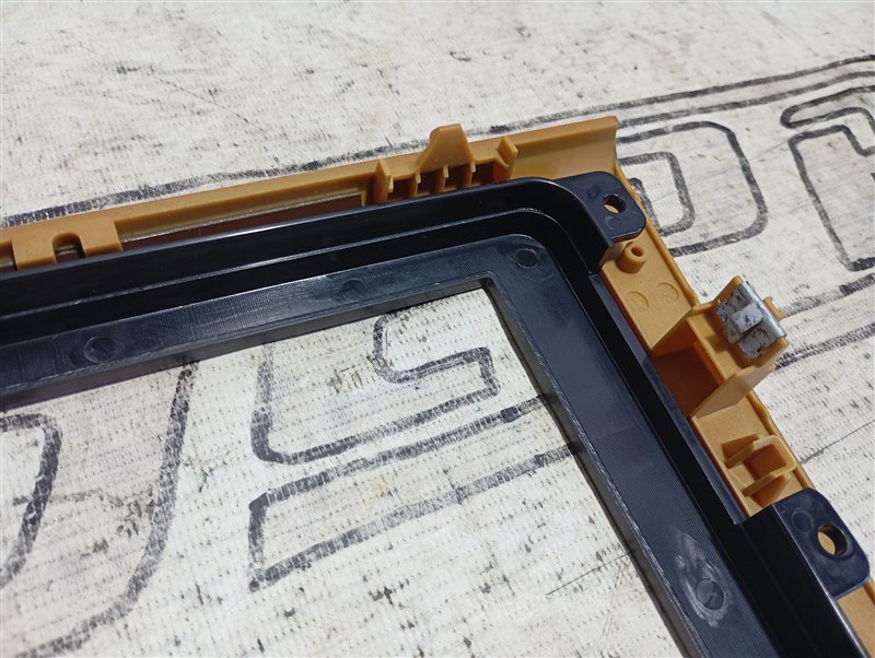 Рамка магнитолы Volkswagen Passat 2006 B6