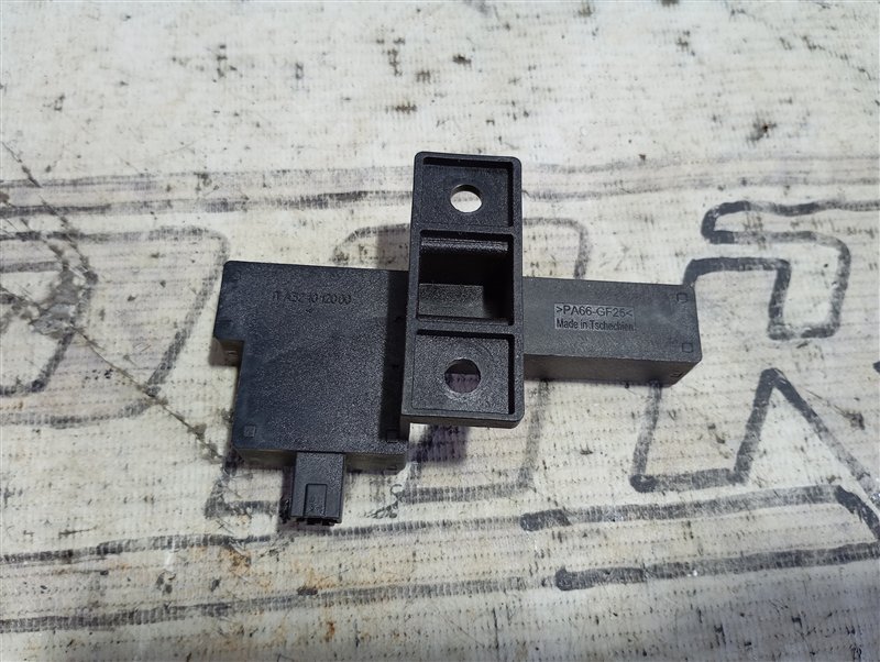 Антенна бесключевого доступа Audi Q5 2010 8R