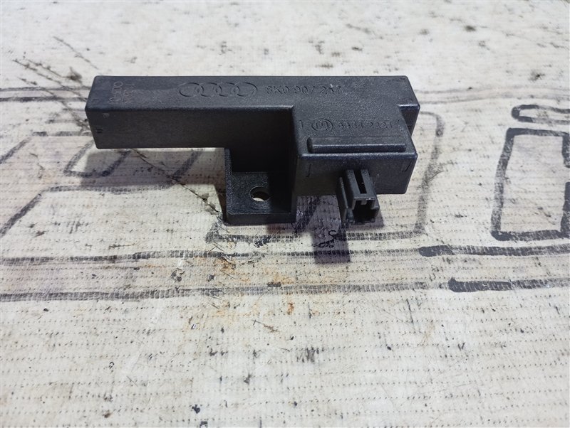 Антенна бесключевого доступа Audi A6 2013 C7