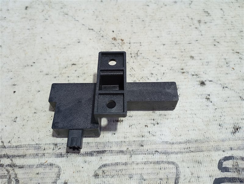 Антенна бесключевого доступа Audi A4 2010 B8