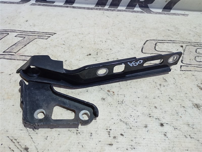 Петля капота Audi Q7 2010 4L