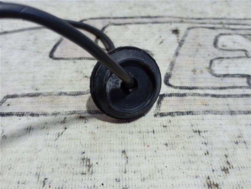 Актуатор лючка топливного бака Volkswagen Tiguan 2012 5N