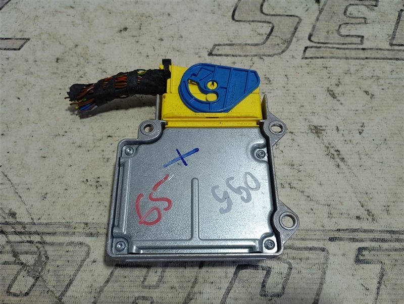 Блок управления подушками безопасности Volkswagen Tiguan 2012 5N