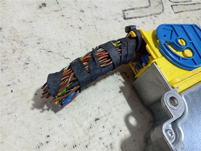 Блок управления подушками безопасности Volkswagen Tiguan 2012 5N