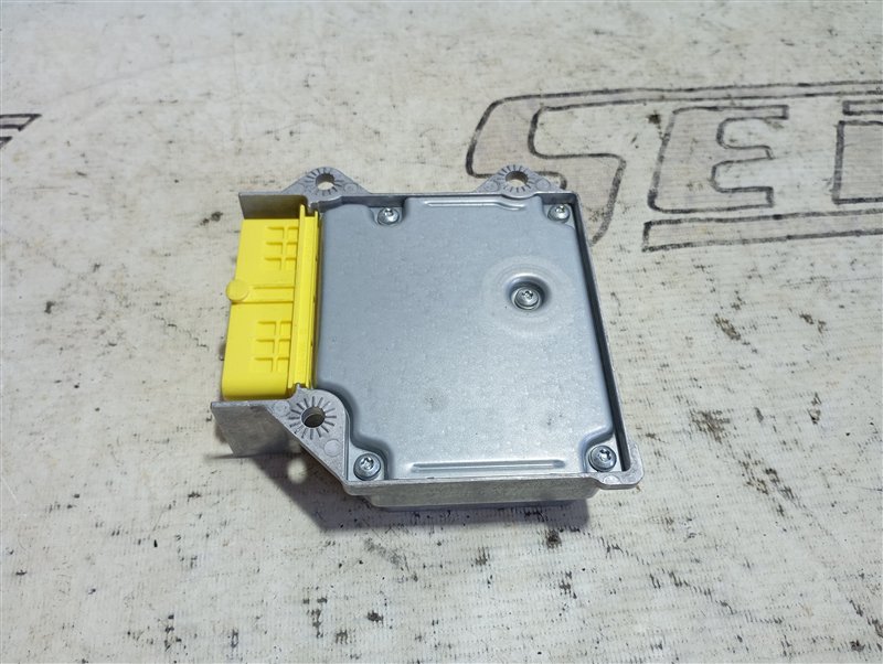 Блок управления подушками безопасности Audi Q5 2012 8R