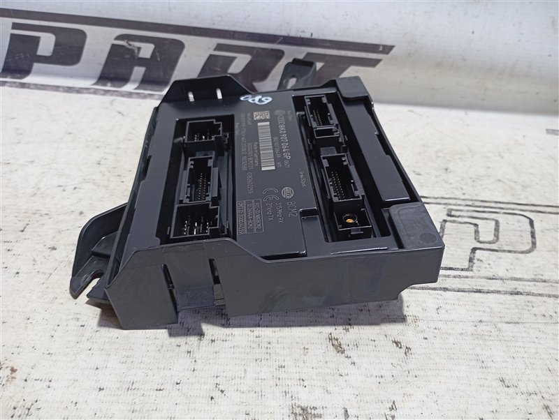 Блок BCM Audi Q5 2012 8R