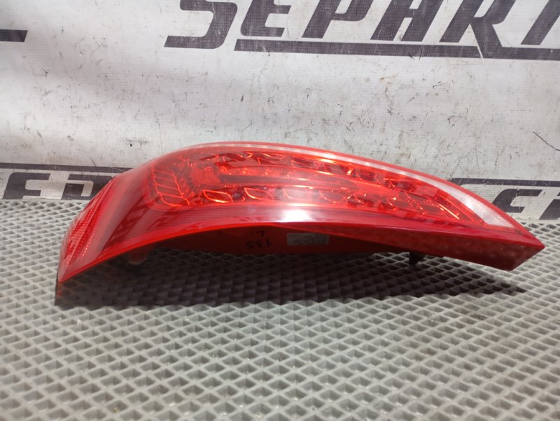 Фонарь Audi Q5 2010 8R