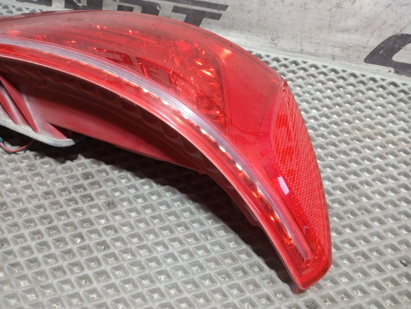 Фонарь Audi Q5 2010 8R