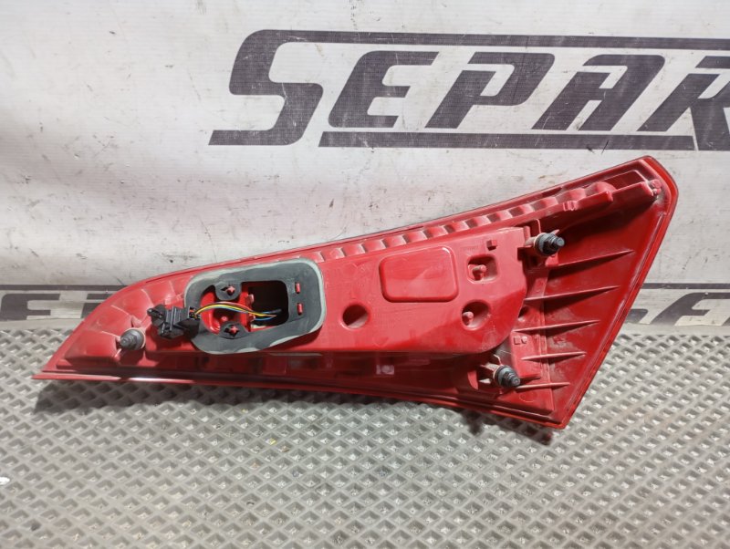 Фонарь Audi Q5 2010 8R