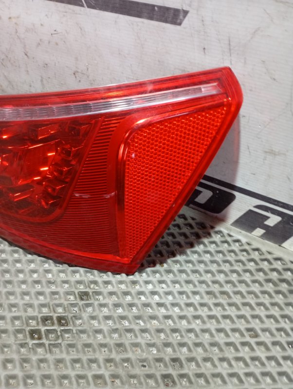 Фонарь Audi Q5 2010 8R