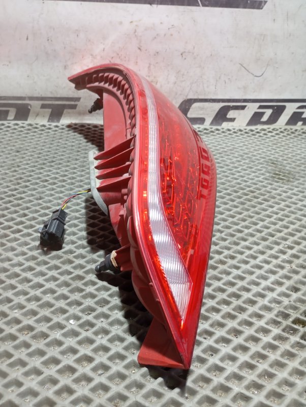 Фонарь Audi Q5 2010 8R