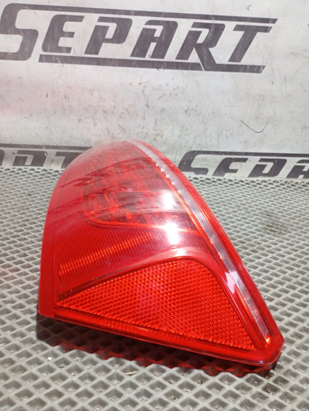 Фонарь Audi Q5 2010 8R