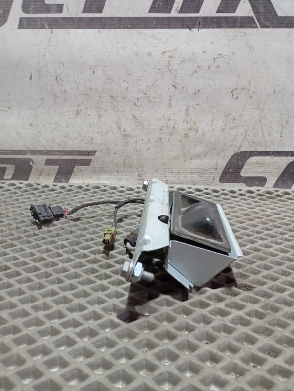 Камера заднего вида Audi Q5 2010 8R