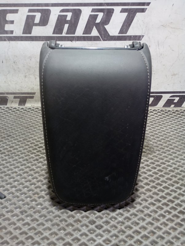 Подлокотник Skoda Karoq 2024