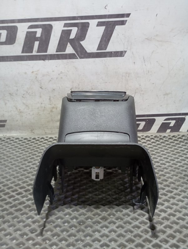 Консоль задняя с дефлекторами Skoda Karoq 2024