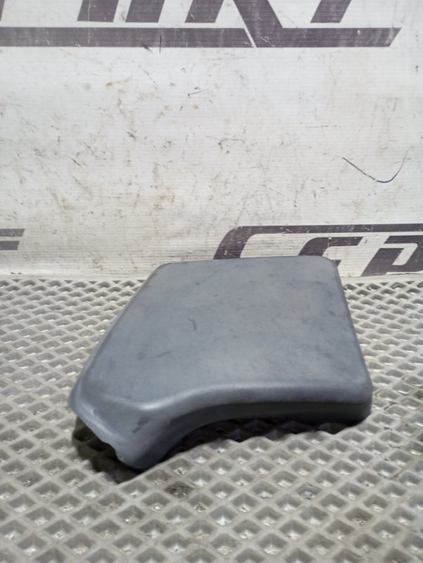 Крышка фонаря Audi Q5 2010 8R