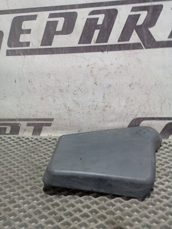 Крышка фонаря Audi Q5 2010 8R