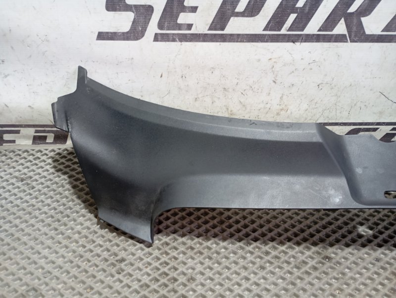 Накладка замка капота Audi A6 2007 C6