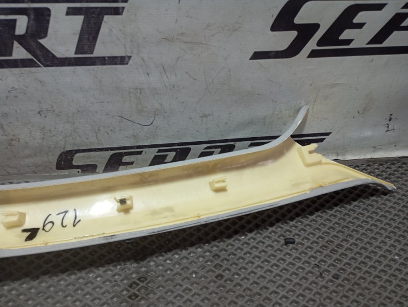 Обшивка стойки Audi A4 2006 B7