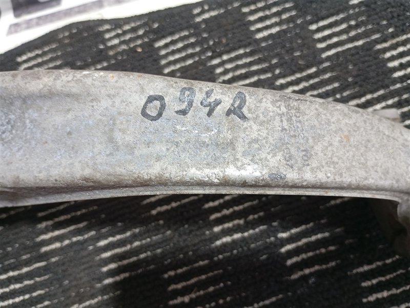 Кулак поворотный Audi Q5 2013 8R