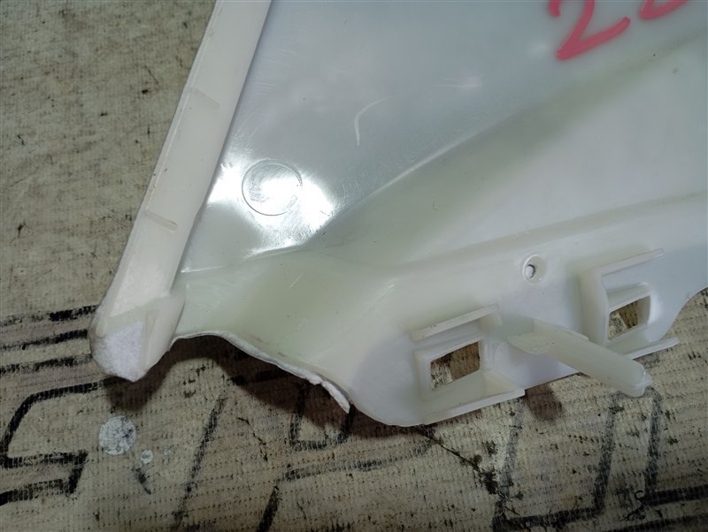 Обшивка стойки багажника Volkswagen Passat 2008 B6