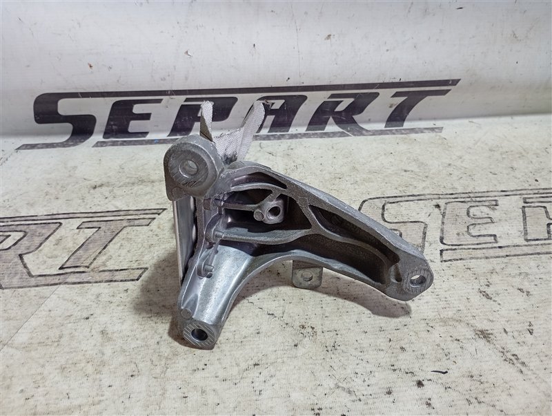 Кронштейн опоры двигателя Audi A6 2013 C7