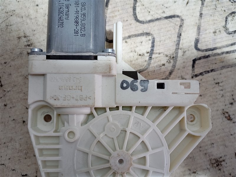 Мотор стеклоподъемника Audi A6 2012 C7