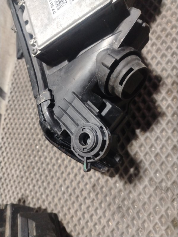 Фары Audi A4 2016 B9