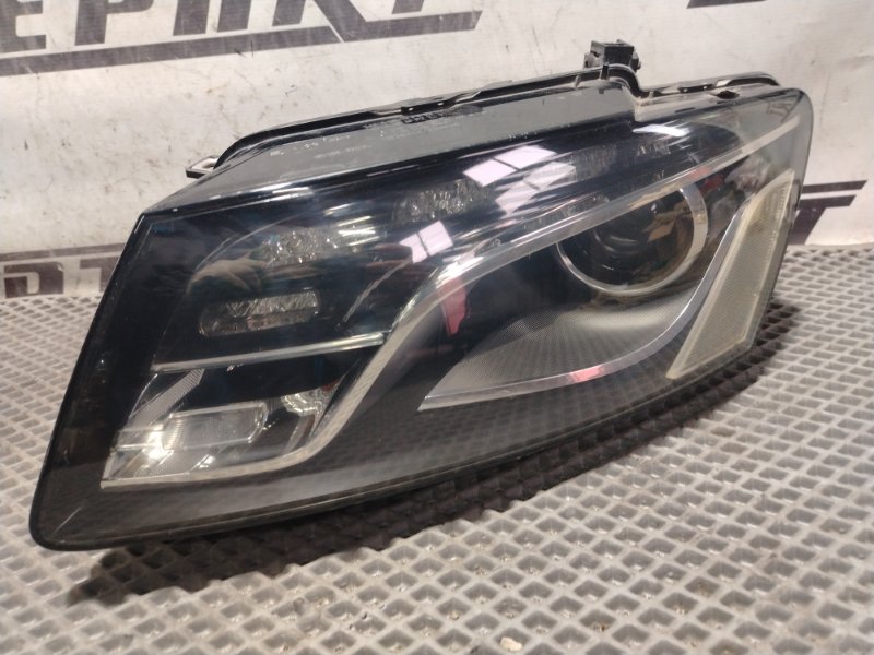 Фары Audi Q5 2010 8R