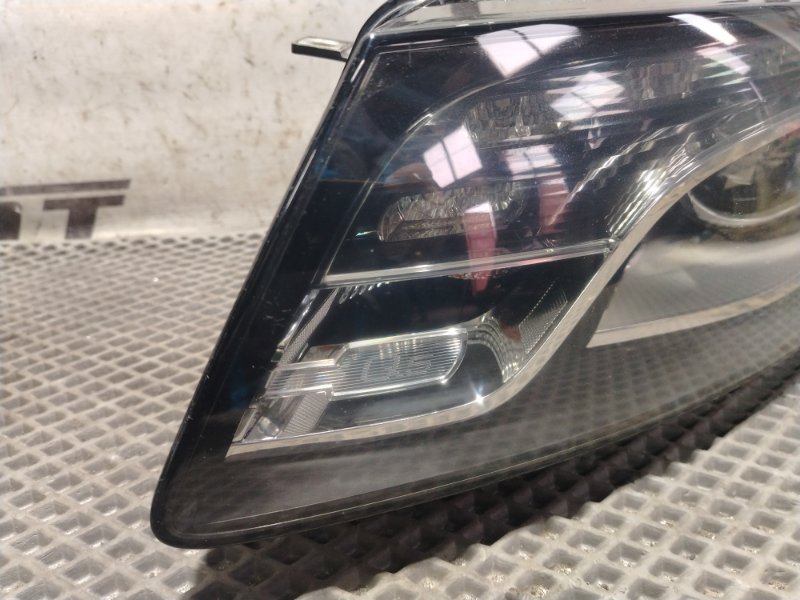 Фары Audi Q5 2010 8R