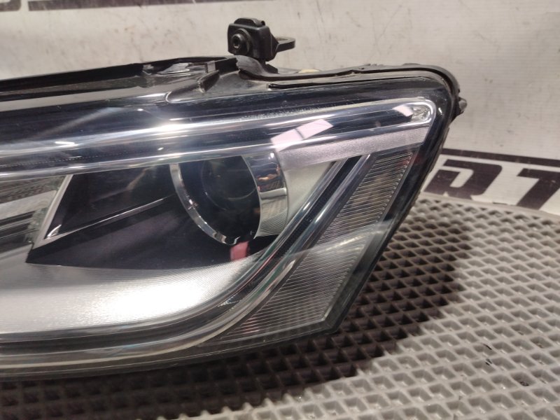 Фары Audi Q5 2012 8R