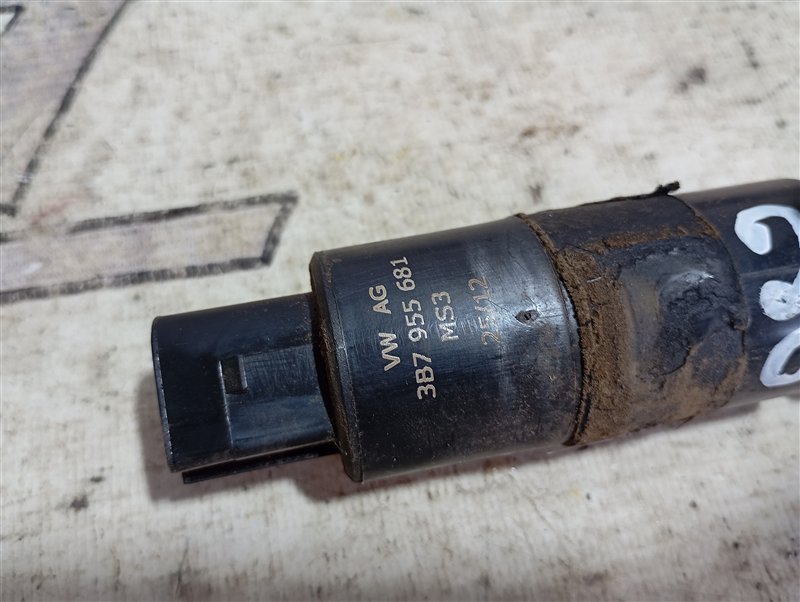 Насос омывателя фар Audi Q5 2012 8R