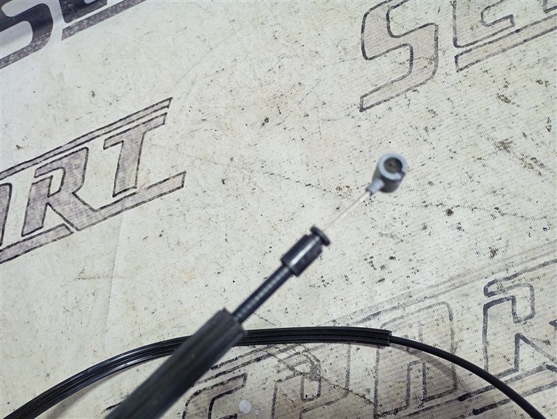 Трос замка капота Volkswagen Tiguan 2012 5N