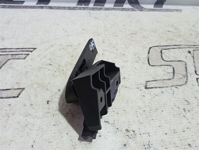 Ручка открывания капота Volkswagen Tiguan 2012 5N