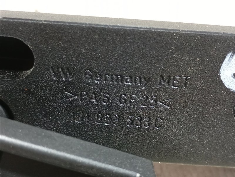 Ручка открывания капота Volkswagen Tiguan 2012 5N