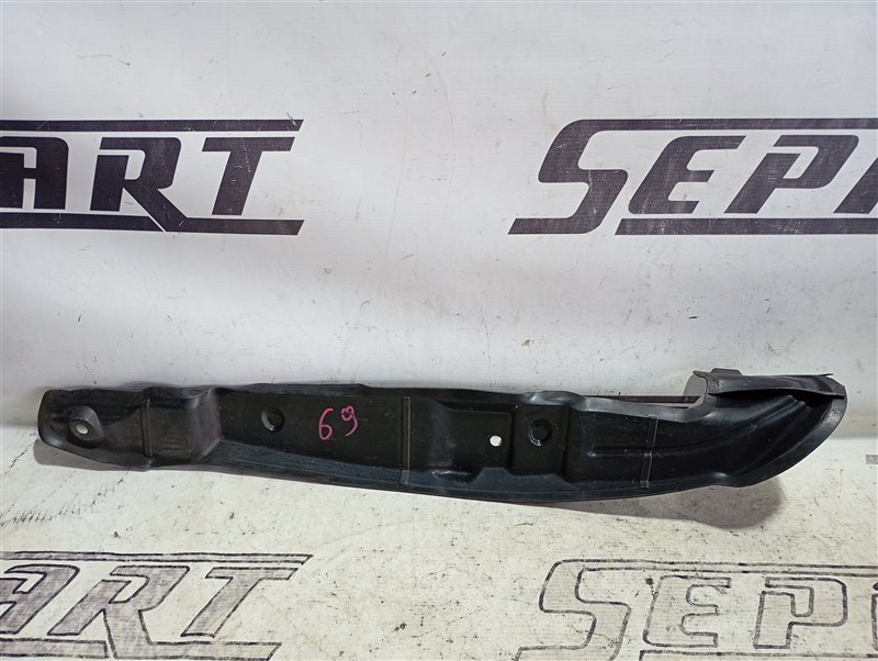 Пыльник крыла Audi A6 2013 C7