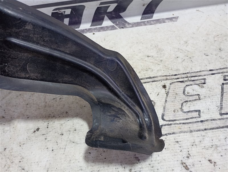 Пыльник крыла Audi A6 2013 C7