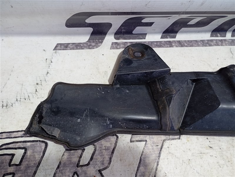 Пыльник крыла Audi A3 2009 8P