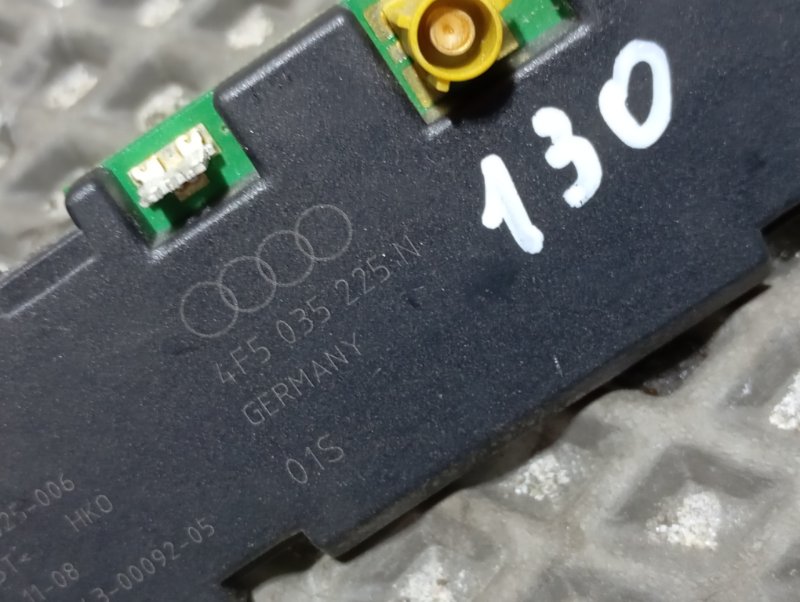 Антенна Audi A6 2010 C6