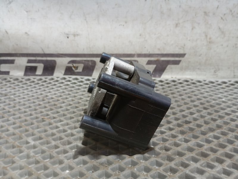 Катушка зажигания Skoda YETI 2013